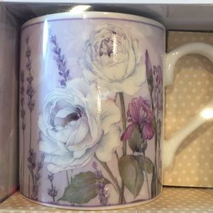 Set of 4, beautifully boxed, lavender floral mugs.